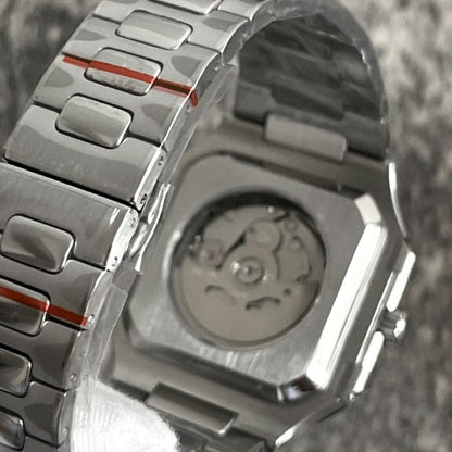 SEIKUBITUS WHITE