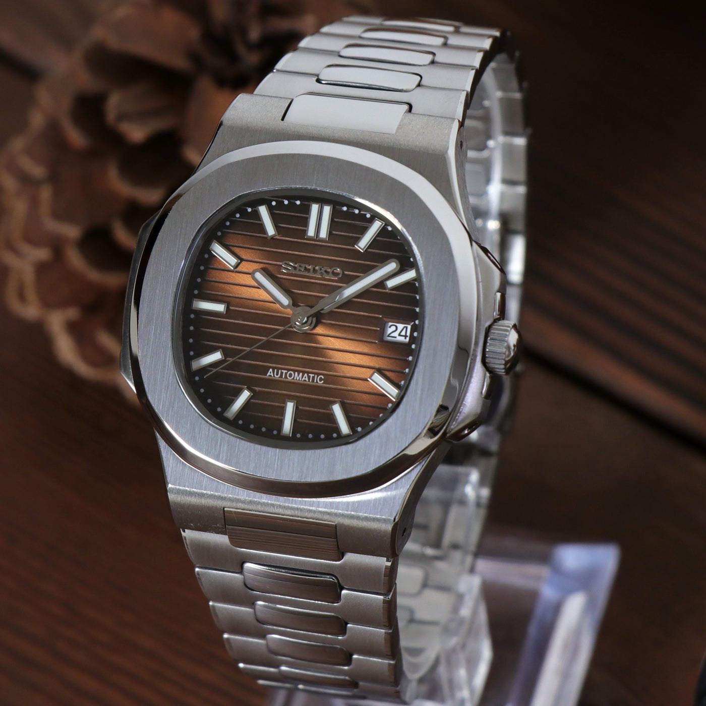 NAUTIKO BROWN