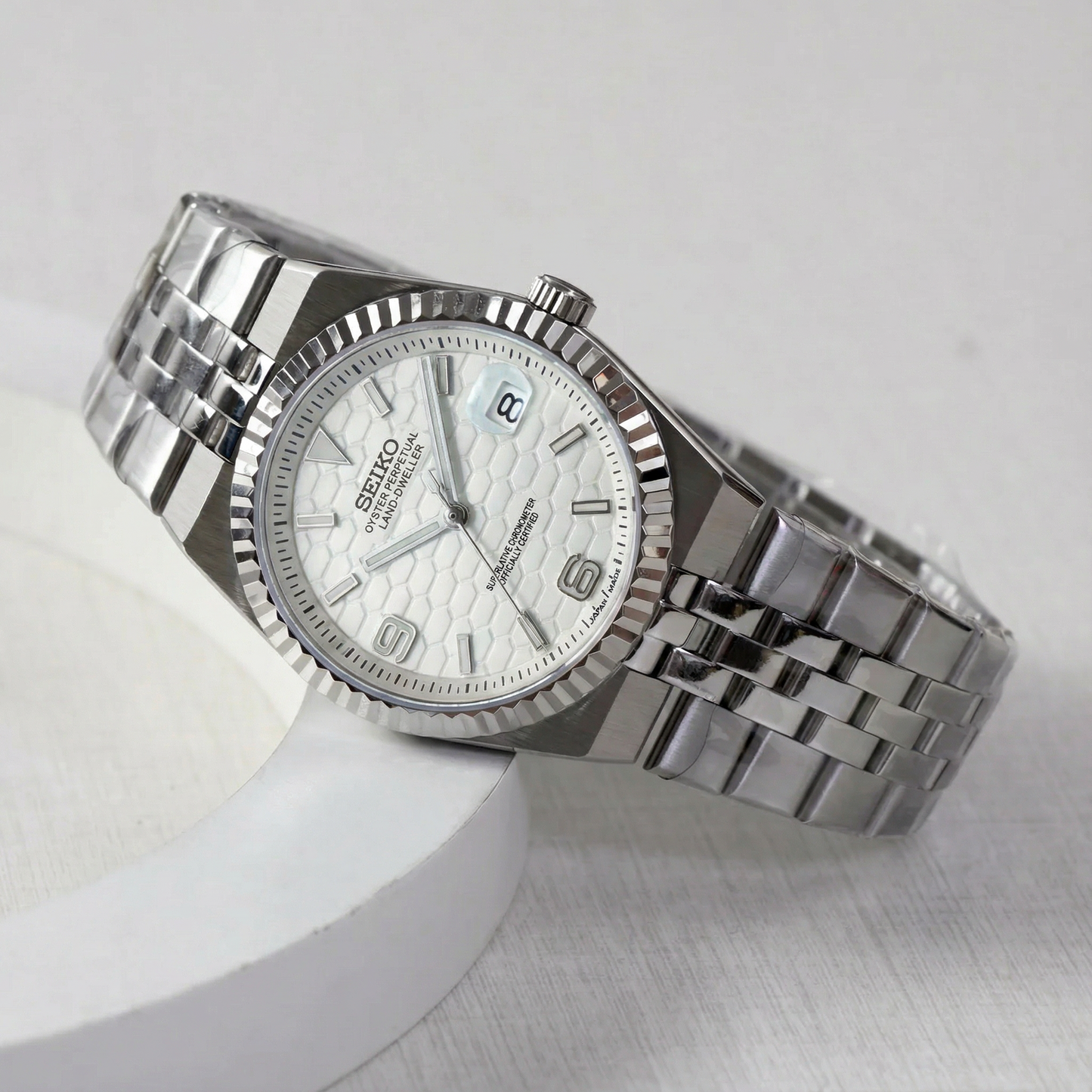 SEIKO-DWELLER WHITE