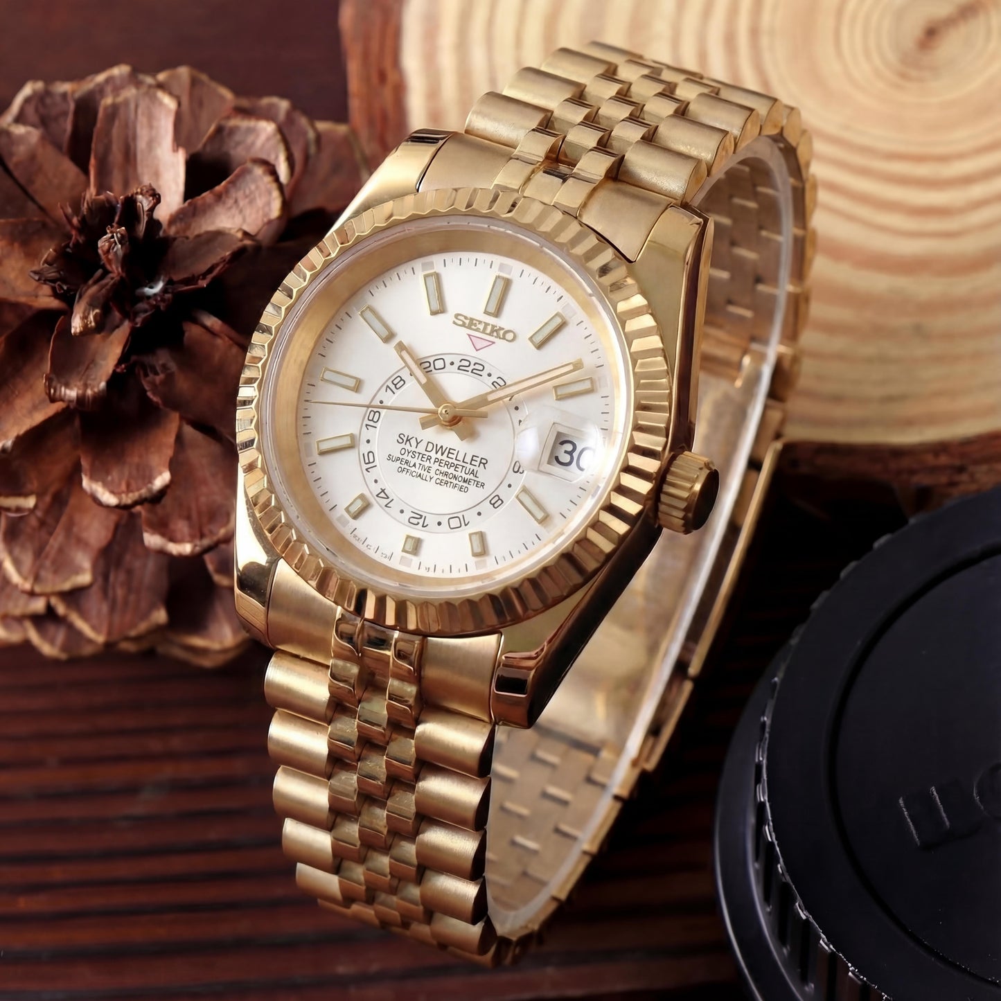 SEIKOJUST SKY-DWELLER WHITE (GOLD)