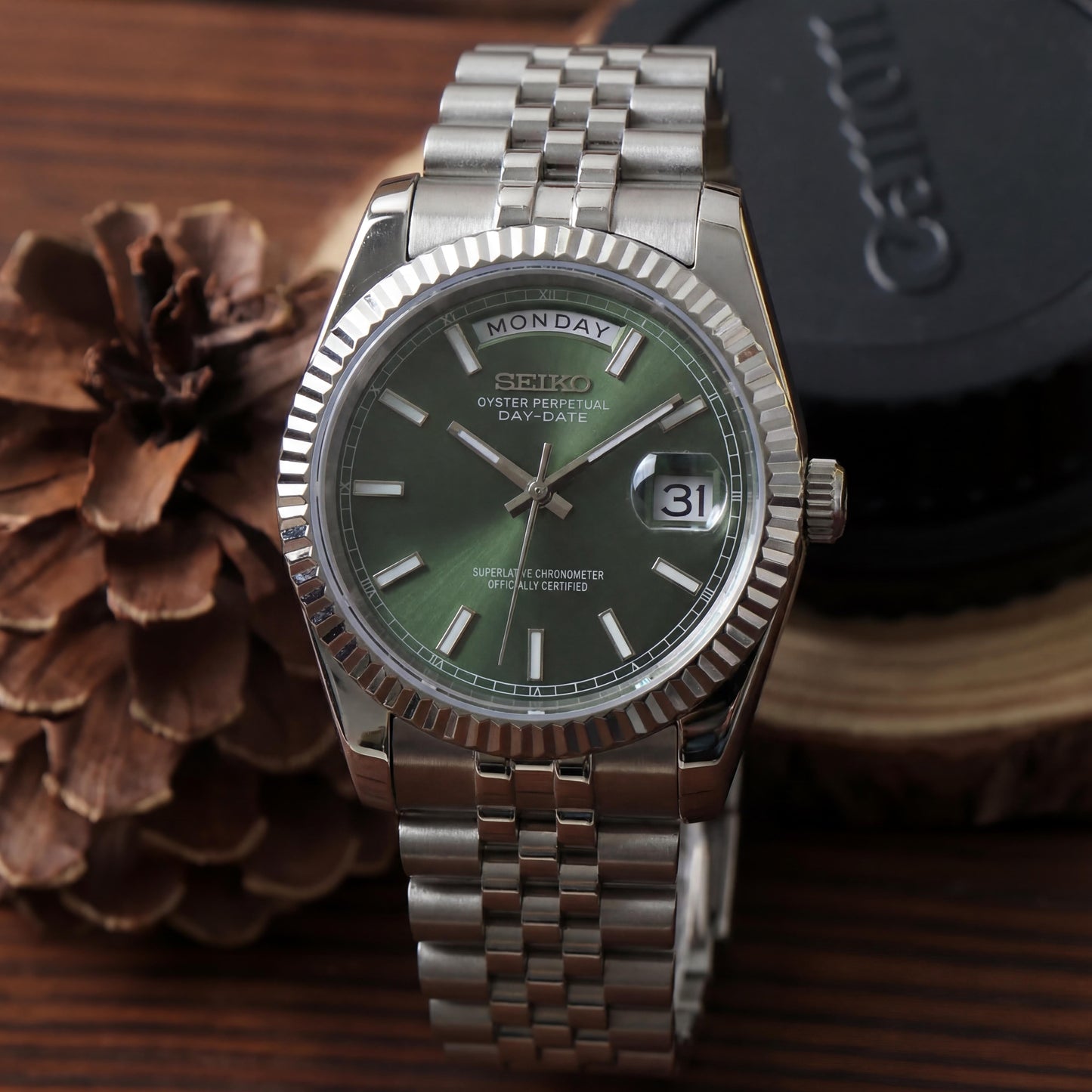 SEIKOJUST DAY-DATE MINT GREEN